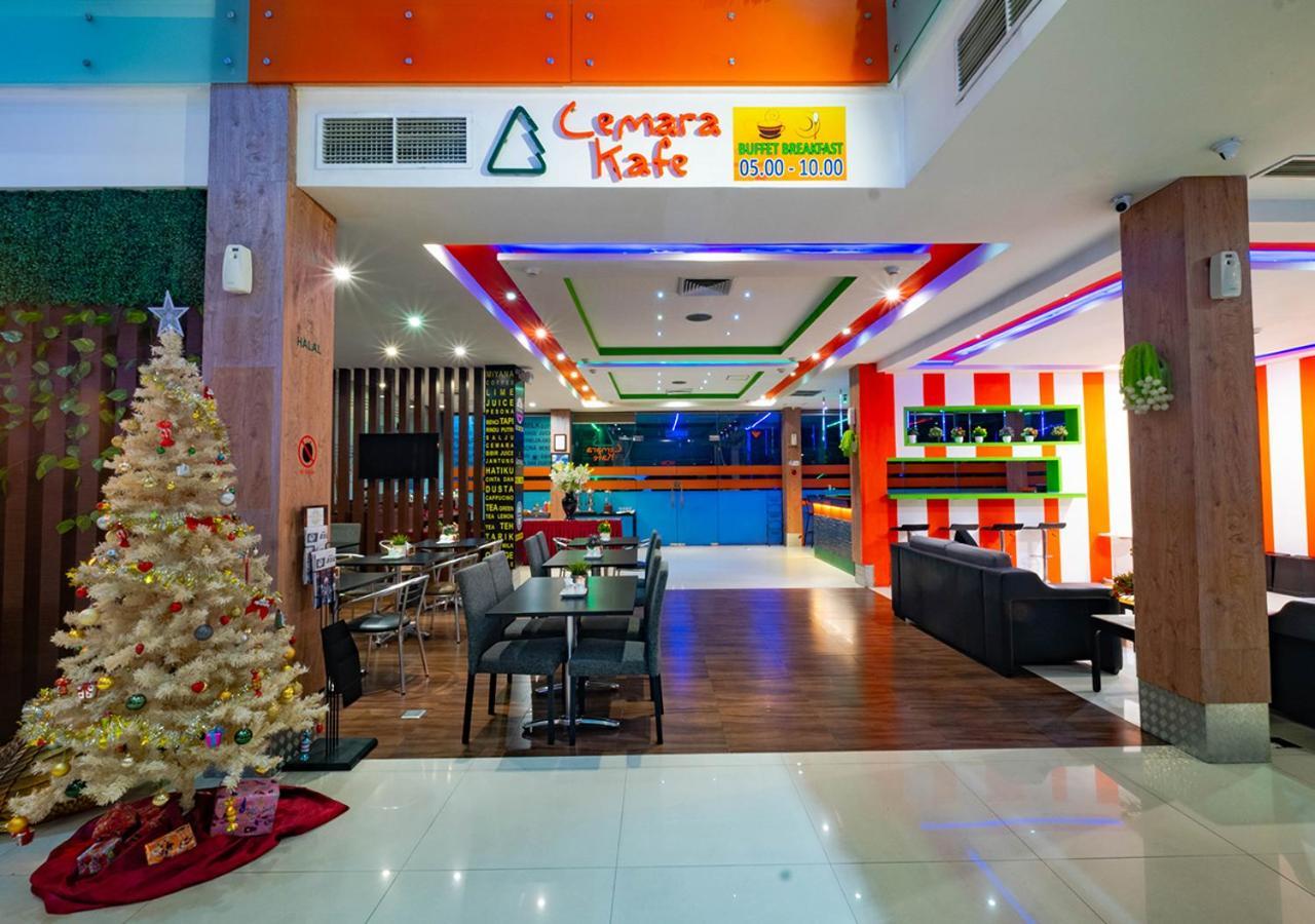 Miyanna Hotel Medan Luaran gambar