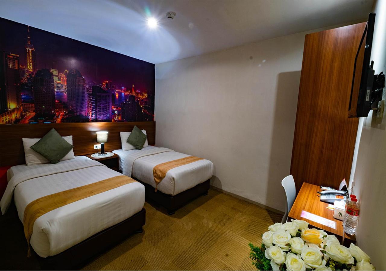 Miyanna Hotel Medan Luaran gambar