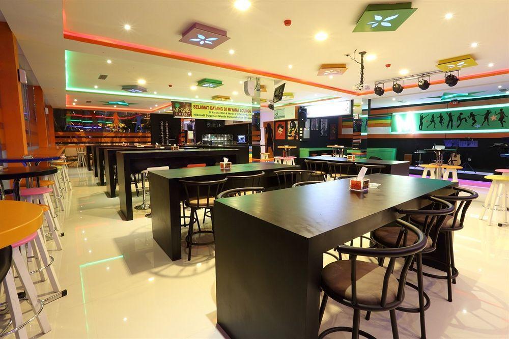 Miyanna Hotel Medan Luaran gambar