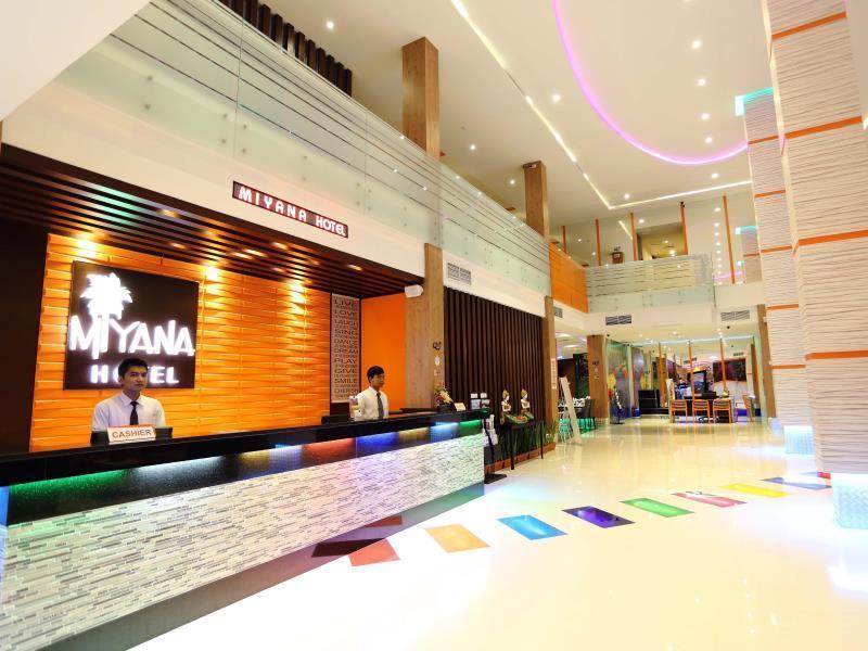 Miyanna Hotel Medan Luaran gambar