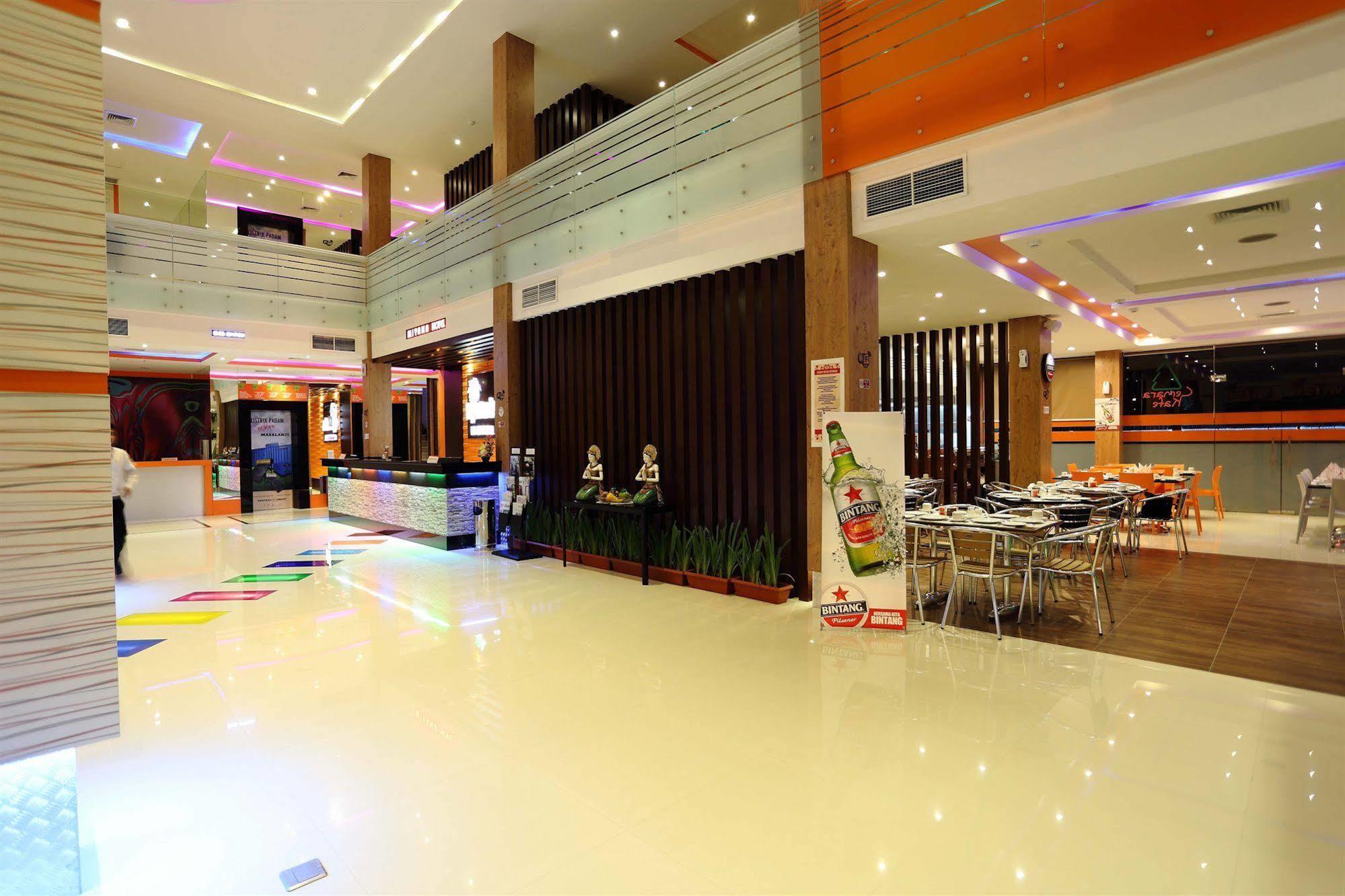 Miyanna Hotel Medan Luaran gambar